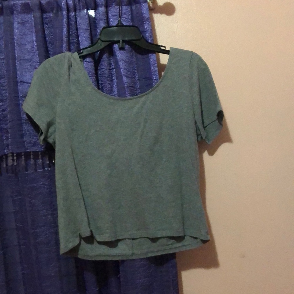 Crop top